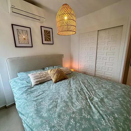 Torre Y Mar Penthouse With Seaviews Appartamento Torrevieja