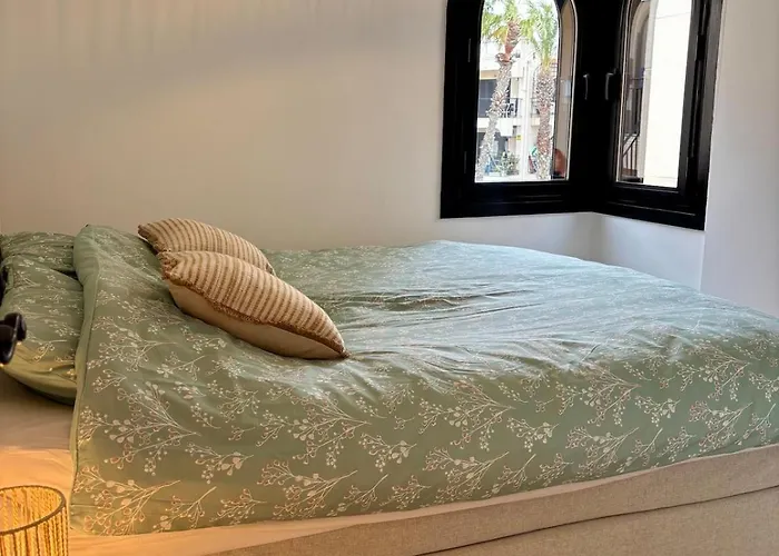 Torre Y Mar Penthouse With Seaviews 아파트